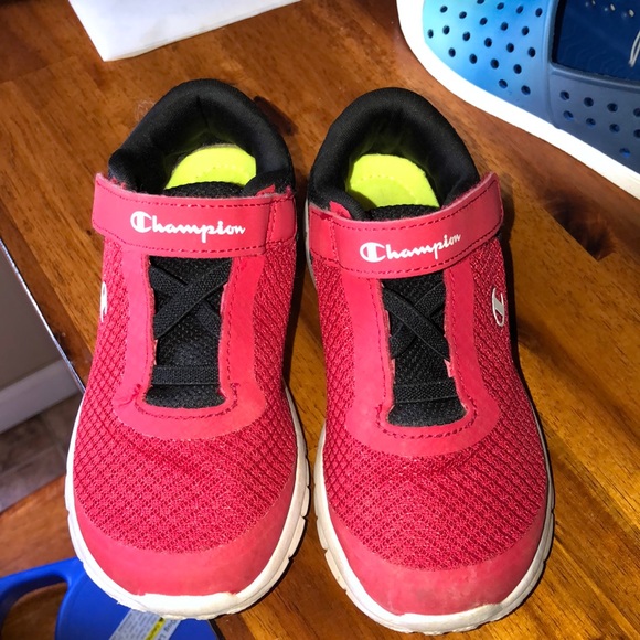 red champion tennis shoes